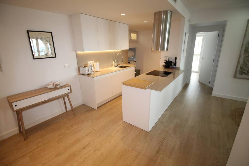 From Muchavista Beach/sea Views Apartament *